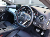 CLAクラス CLA180 スポーツ 本革シート サンルーフ