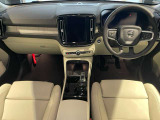 XC40 ウルトラ B4 AWD 4WD 