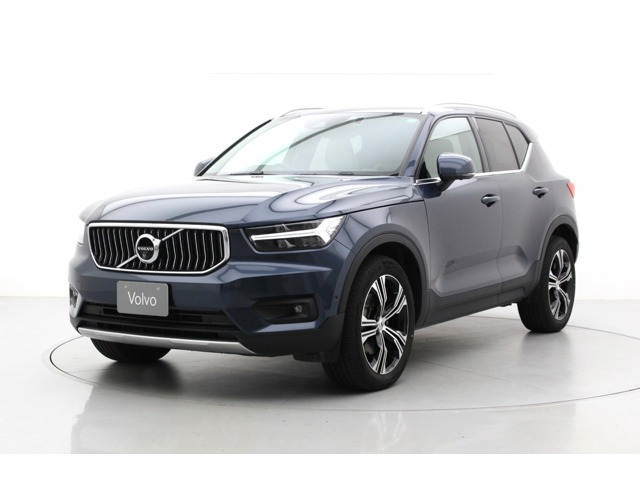 XC40 B4 AWD インスクリプション 4WD 