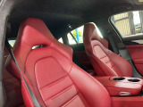ボディーメンテナンスが楽になるボディーガラスコーティングの施工も承っております。輸入車にはG-ZOXガラスコーティング・クォーツガラスコーティングをオススメいたします。