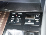 『1台』のお車に対して、こだわって仕入れを行っております。オプション装備装着車となります!