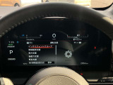 スタイリッシュなディスプレイ!各種運転支援システム等が設定できます☆