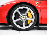 SF90ストラダーレ F1 DCT E 4WD 