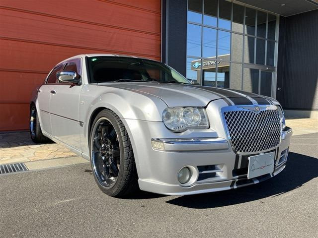 クライスラー300C HEMI5.7ℓ車検令和8年6月迄 クライスラー300C HEMI5.7ℓ車検令和8年6月迄 クライスラー300C HEMI5.7ℓ
