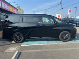当店の車両は大量仕入れ、大量販売を行っておりますので、お客様にお安くご提供させていただいております。