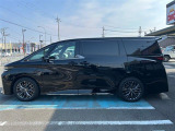 当店の車両は大量仕入れ、大量販売を行っておりますので、お客様にお安くご提供させていただいております。