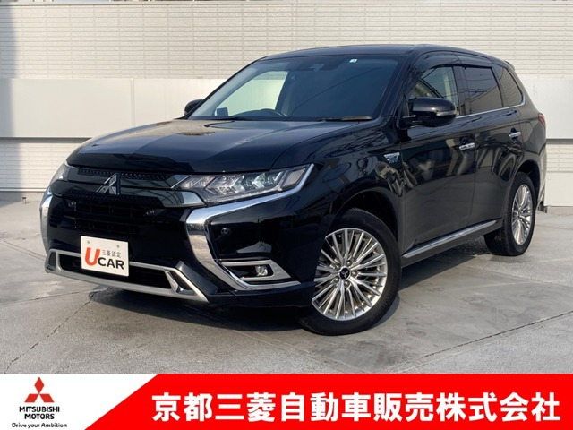 アウトランダーPHEV 2.4 G プラスパッケージ 4WD 