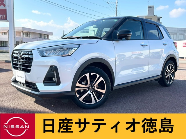 ロッキー 1.0 プレミアム 4WD 