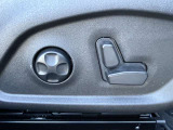 席パワーシート、パワーランバーサポートスイッチ。運転席はポジションメモリー機能付き。