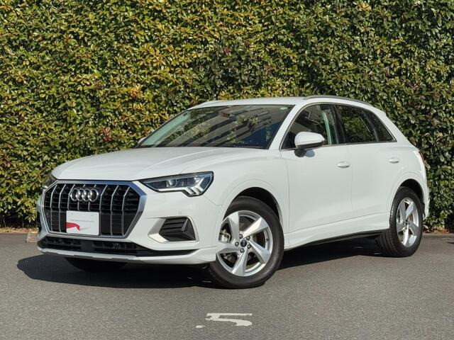Q3 35 TFSI アドバンスド 