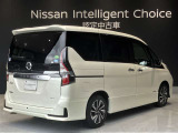セレナ 2.0 ハイウェイスター V 
