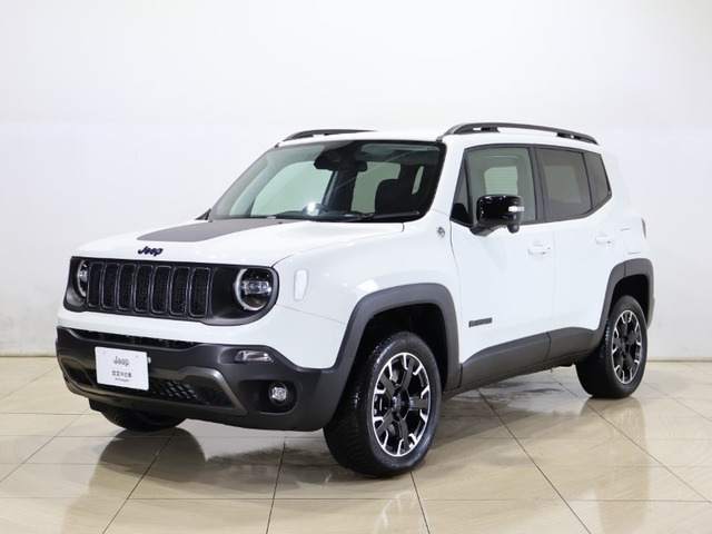 レネゲード トレイルホーク 4xe 4WD 