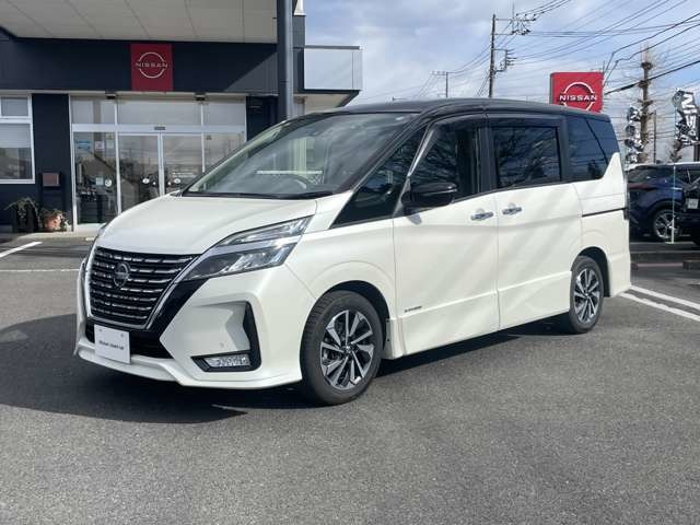セレナ 2.0 ハイウェイスター V マルチベッド