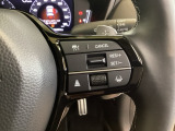 右側のステアリングスイッチはHondaセンシング系のスイッチ他にセレクターホイールを装備。スピードメーター内・マルチインフォメーション・ディスプレーの各表示が確認できます。