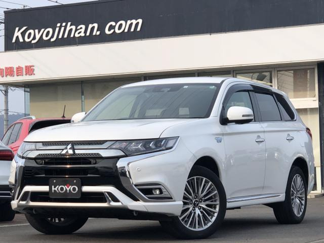 アウトランダーPHEV 2.4 G プラスパッケージ 4WD 