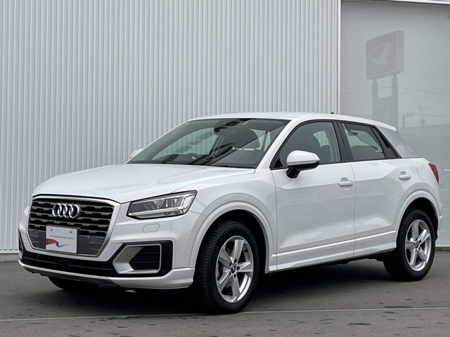 Q2 1.0 TFSI スポーツ 