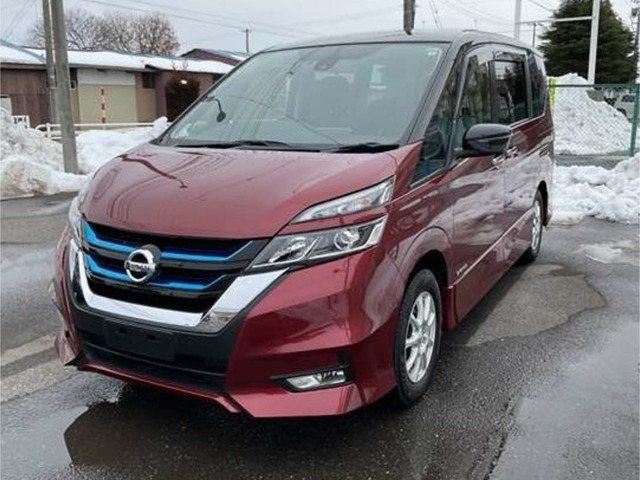 セレナ 1.2 e-POWER ハイウェイスター 