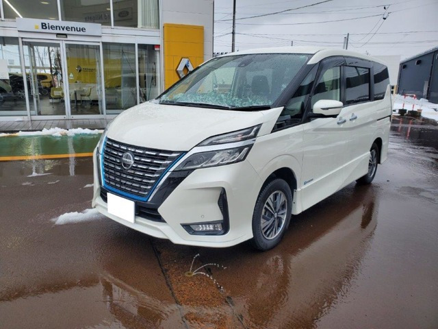 セレナ 1.2 e-POWER ハイウェイスター V 