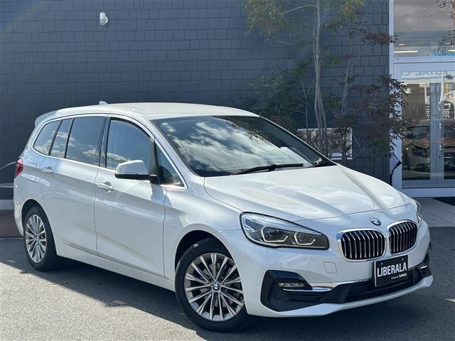 2シリーズグランツアラー 218d ラグジュアリー 本革シート 修復歴無し