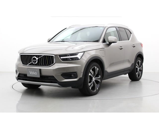XC40 リチャージ プラグイン ハイブリッド T5 インスクリプション 