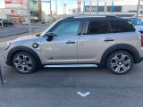 ミニクロスオーバー クーパー S E オール4 4WD 