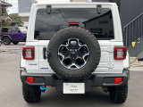 オリジナル4x4ブランドとしての誇りと自信、そして進化の伝統。4x4性能、デザイン、品質。本物とはJeepの全てであり、追い求めるさらなるたかみでもあるのです。