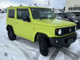 車両の品質管理は室内展示場を完備しておりますので、品質を保った状態の車両をご覧いただけます。
