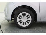 タイヤサイズは 165/65 R14 です。