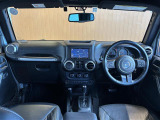 ラングラー アンリミテッド サハラ 4WD 本革シート