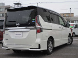 セレナ 2.0 ハイウェイスター V 4WD 