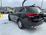 アウトランダー 2.4 24G セーフティーパッケージ 4WD 