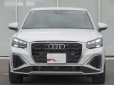 Q2 35 TFSI Sライン 