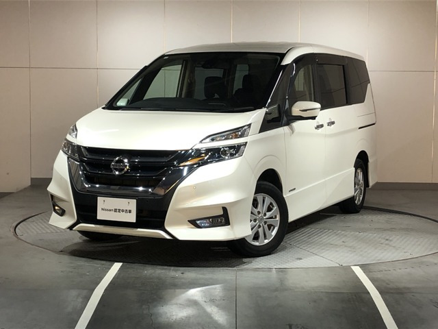 セレナ 2.0 ハイウェイスター 4WD 
