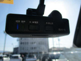 映像と音声で運転を記録してくれるので万が一の時にも安心です。