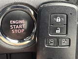 気になる車はすぐにお問い合わせください!画面右側の0066から始まる無料ダイヤルからお問い合わせ下さい!専門スタッフがお車のご質問にお答えいたします!