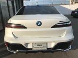【認定中古車保証】BMW認定中古車は保証も充実しております。2年間もしくは、1年間の保証に加え、最大4年間までの保証延長も可能でございます(対象車種限定)!充実の保証で、安心してお車をご利用いただけます!
