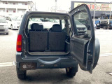 彦根インターからお車で3分とアクセス便利!近くには有名観光地の彦根城もありますので、観光と合わせてのご来店も良いですね♪活気溢れる自慢のスタッフがお客様のご来店をお待ちしております!