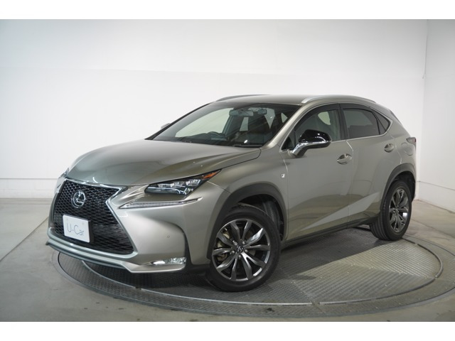 NX 200t Fスポーツ 