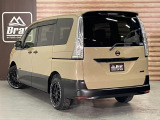セレナ 2.0 ハイウェイスター S-HYBRID 