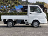 販売車は弊社スタッフによる丁寧なポリッシャー仕上げ、室内クリーニング、整備点検交換をしてのお渡しになります。ナビ、ETC、バックカメラ、新品タイヤなどご希望の場合もご相談ください!