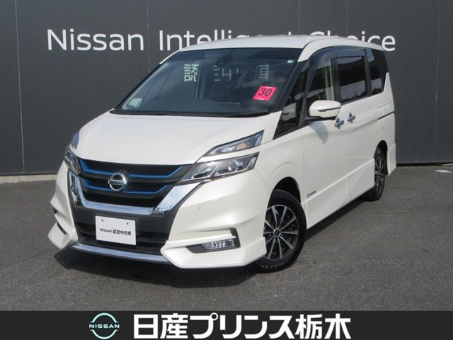 セレナ 1.2 e-POWER ハイウェイスター V 