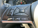 ハンドルには各種スイッチがありますが、運転中でも操作がしやすくなっております。