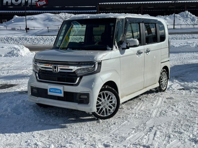 N-BOXカスタム L ターボ 4WD 