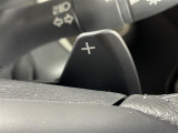 【パドルシフト(AT車)】MT車と同じように好きなギアで走ることができます!ステアリングから手を離さずに指先だけでシフト操作ができ、よりスポーティな走りをお楽しみいただけます。