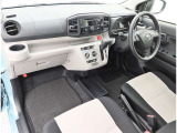 高品質カークリーニング ピカピCar 外装・内装、岐阜トヨペットの専門スタッフがシートもカーペットも綺麗に洗浄済み!プロの仕上げを是非ご確認下さいませ。