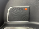 【JBL(プレミアムサウンド)】トヨタでお出かけの際には、ぜひ素敵な音楽体験を!ありふれた一日にも特別な体験を!ドライブの時間を上質な音楽でお楽しみいただけるサウンドシステムが搭載されています♪