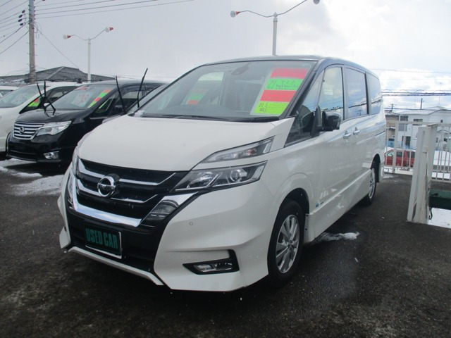 セレナ 2.0 ハイウェイスター Vセレクション 4WD 