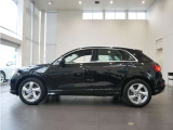 Q3 35 TFSI アドバンスド 