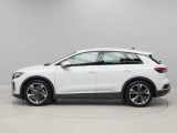 Q4 e-tron 40 Sライン 
