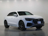 Q8 55 TFSI クワトロ Sライン 4WD 
